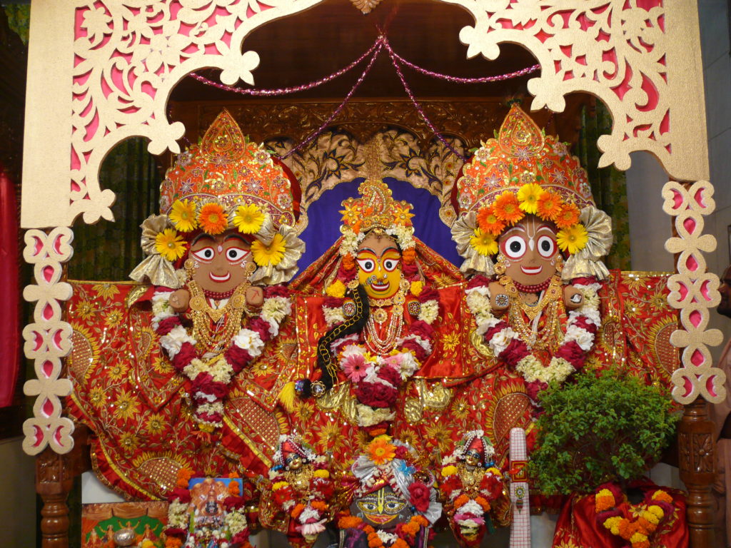 ISKCON Dhaka - Bangladesh - Iskcon Mandir