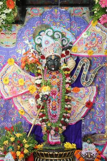 ISKCON Ahmedabad – Sri Sri Radha Govinda Dham - India - Iskcon Mandir